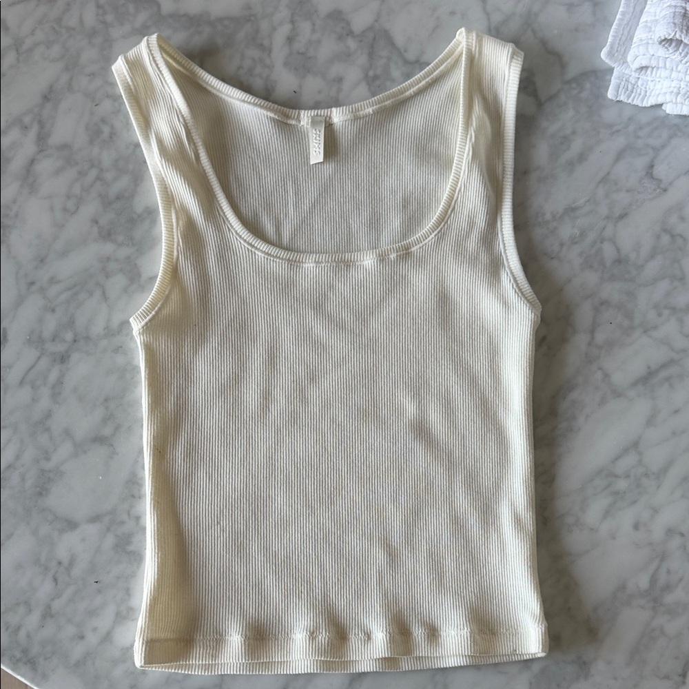 SKIMS Ribbed Scoop Tank Top in Cream NWOT